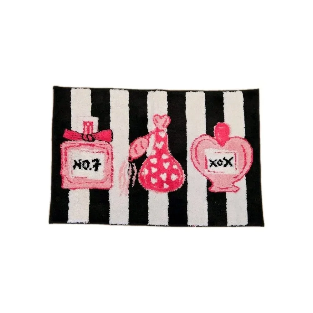 New Betsey Johnson Pink Black Perfume Soft Bathroom Bath Mat Rug Rubber Back